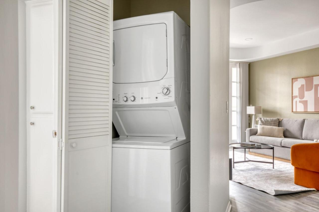 Apartment Beverly Hills 2br Near The Grove Rodeo Drive Lax-866 *